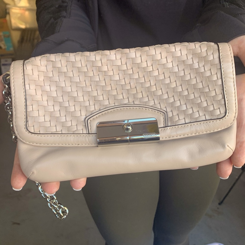 COACH LEATHER WRISTLET